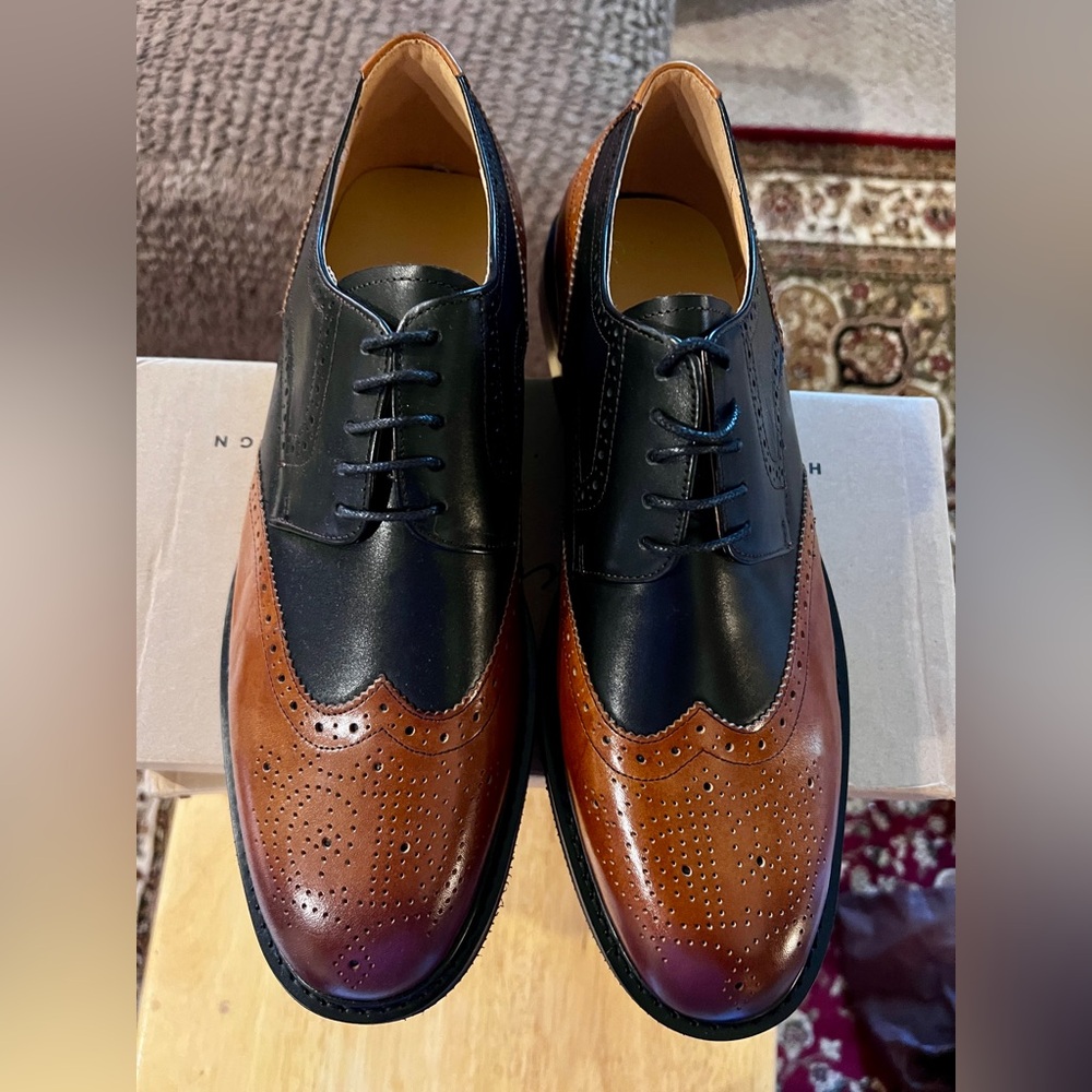 Ducapo lace up men’s shoes.